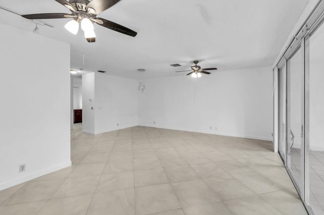 6813 VIA REGINA, Boca Raton, FL 33433