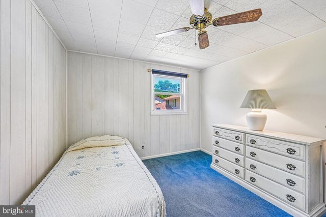 138 BRENTWOOD DR, Mount Laurel, NJ 08054