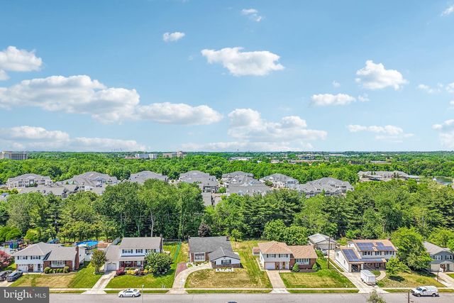 138 BRENTWOOD DR, Mount Laurel, NJ 08054