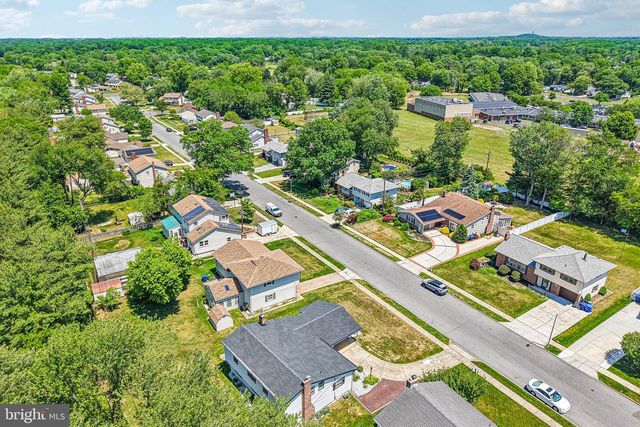 138 BRENTWOOD DR, Mount Laurel, NJ 08054