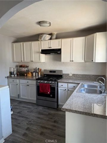 230 E 21st, San Bernardino, CA 92404