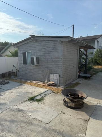 230 E 21st, San Bernardino, CA 92404