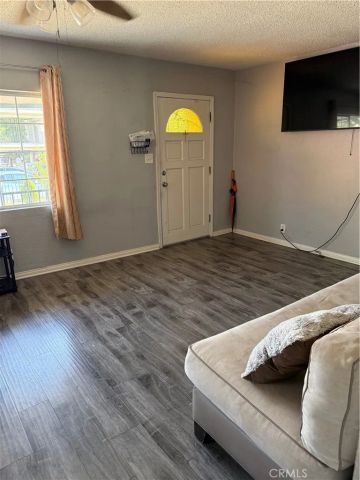 230 E 21st, San Bernardino, CA 92404
