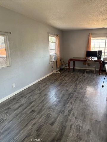 230 E 21st, San Bernardino, CA 92404