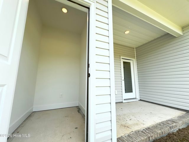 553 Timbercrest Circle SE, Bolivia, NC 28422