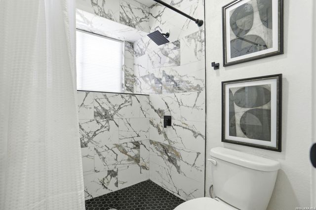 6046 John Chapman, San Antonio, TX 78240