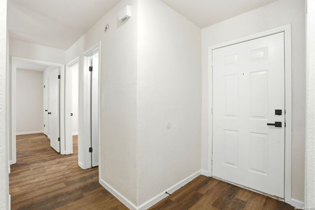 6046 John Chapman, San Antonio, TX 78240