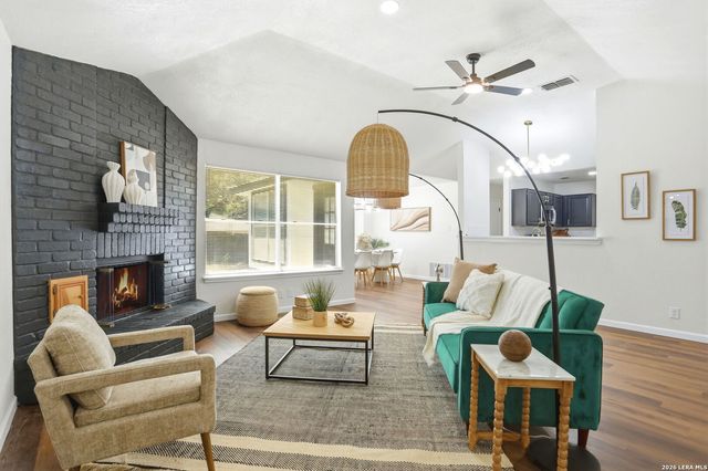 6046 John Chapman, San Antonio, TX 78240