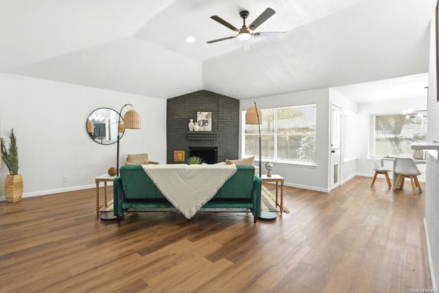 6046 John Chapman, San Antonio, TX 78240