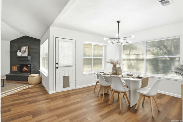 6046 John Chapman, San Antonio, TX 78240