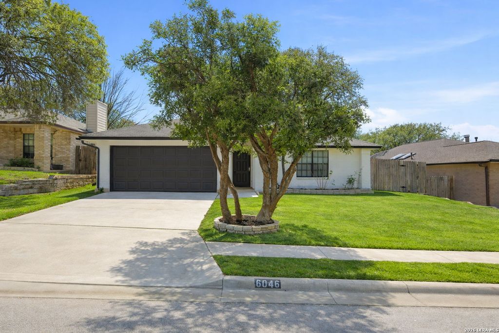 6046 John Chapman, San Antonio, TX 78240
