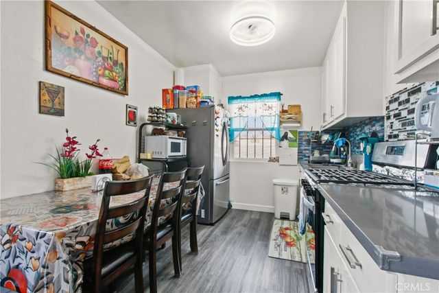 8717 Avalon, Los Angeles, CA 90003