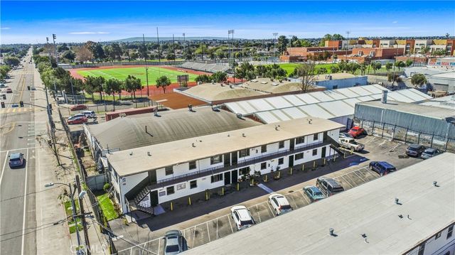 8717 Avalon, Los Angeles, CA 90003