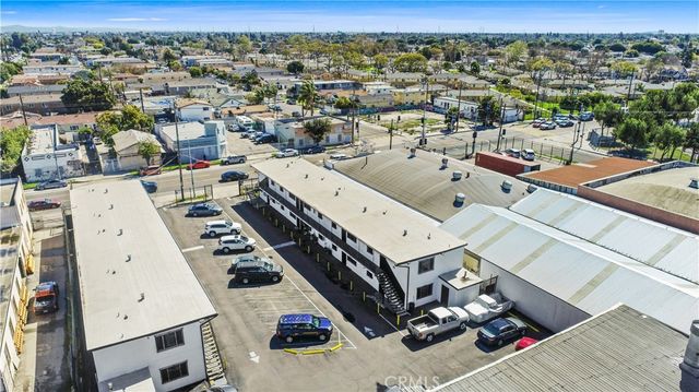 8717 Avalon, Los Angeles, CA 90003