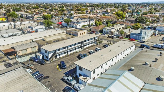 8717 Avalon, Los Angeles, CA 90003