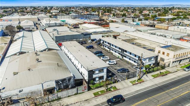 8717 Avalon, Los Angeles, CA 90003