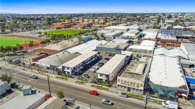 8717 Avalon, Los Angeles, CA 90003