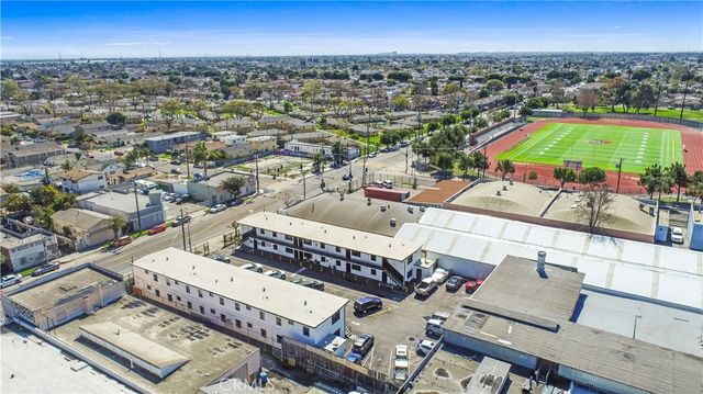 8717 Avalon, Los Angeles, CA 90003