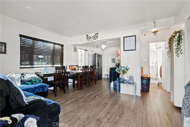 8717 Avalon, Los Angeles, CA 90003
