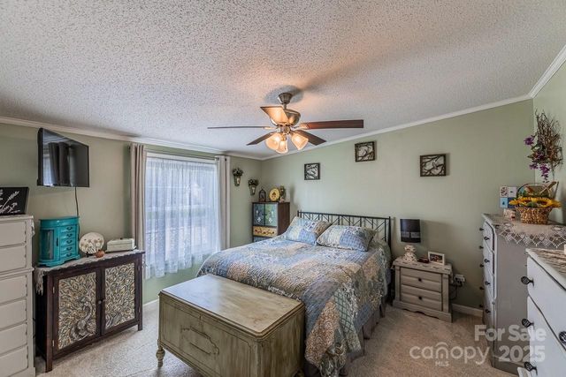 445 Riverwind Drive, Hendersonville, NC 28739