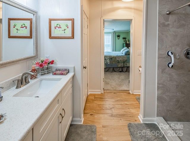 445 Riverwind Drive, Hendersonville, NC 28739