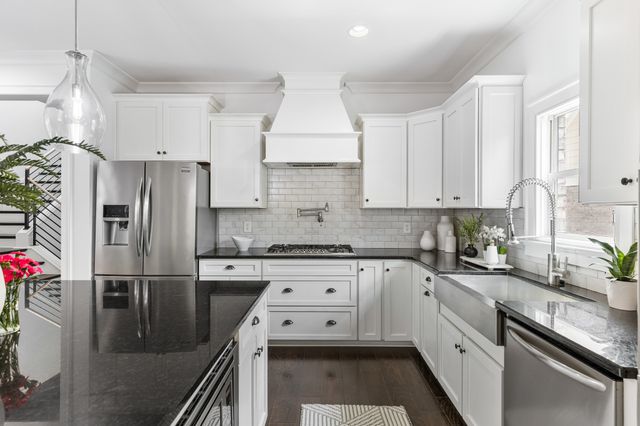 724 Fontwell Ln, Franklin, TN 37064