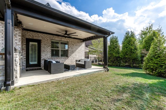 724 Fontwell Ln, Franklin, TN 37064