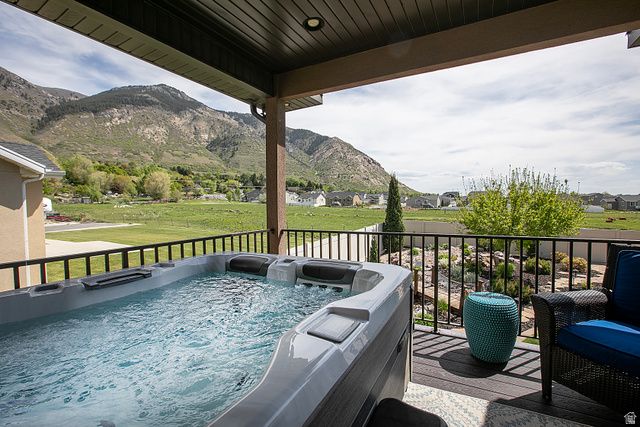 909 E 2050 N, North Ogden, UT 84414