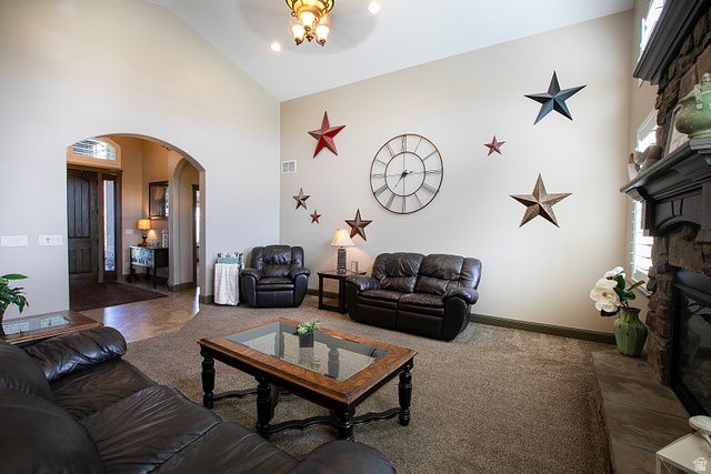 909 E 2050 N, North Ogden, UT 84414
