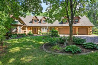 24 WOODHAVEN LANE, Kaukauna, WI 54130