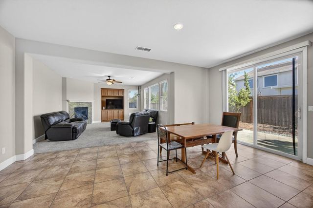 9765 Caneria Way, Elk Grove, CA 95757