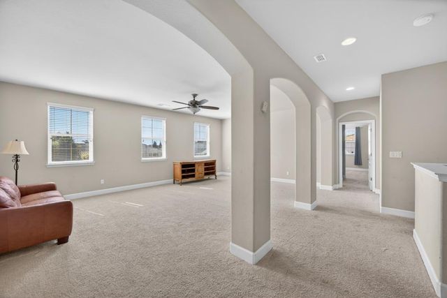 9765 Caneria Way, Elk Grove, CA 95757