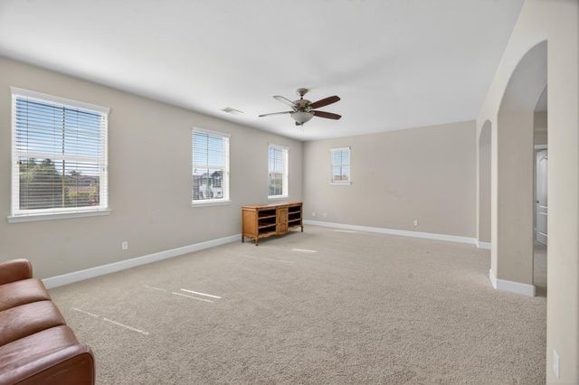 9765 Caneria Way, Elk Grove, CA 95757