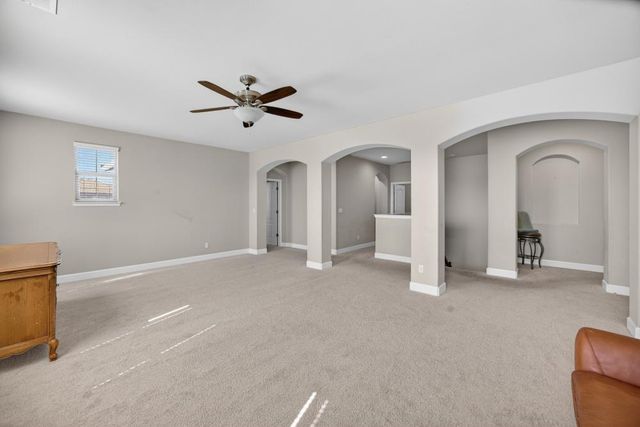 9765 Caneria Way, Elk Grove, CA 95757