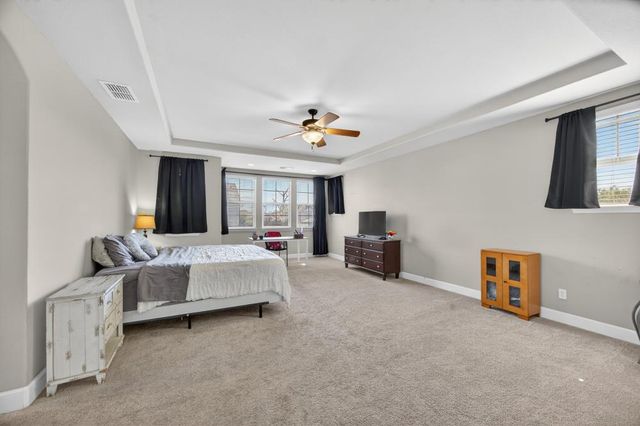 9765 Caneria Way, Elk Grove, CA 95757