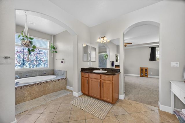 9765 Caneria Way, Elk Grove, CA 95757