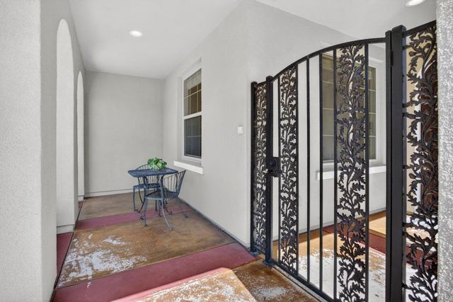 9765 Caneria Way, Elk Grove, CA 95757