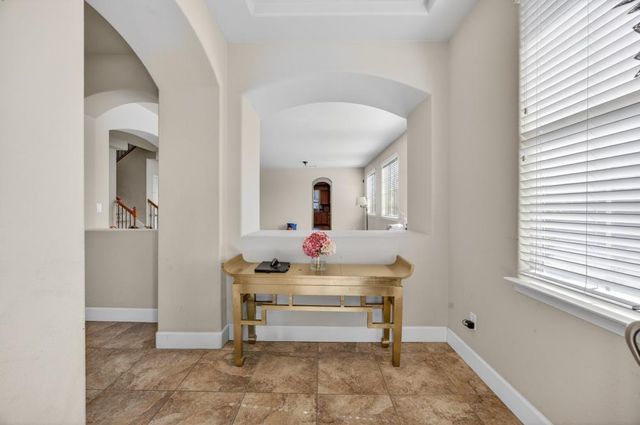 9765 Caneria Way, Elk Grove, CA 95757