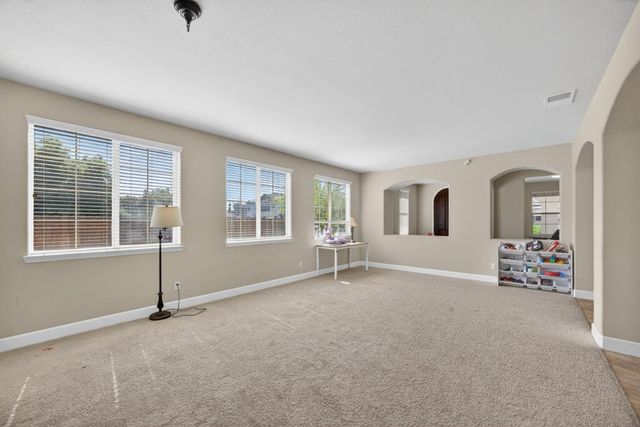 9765 Caneria Way, Elk Grove, CA 95757