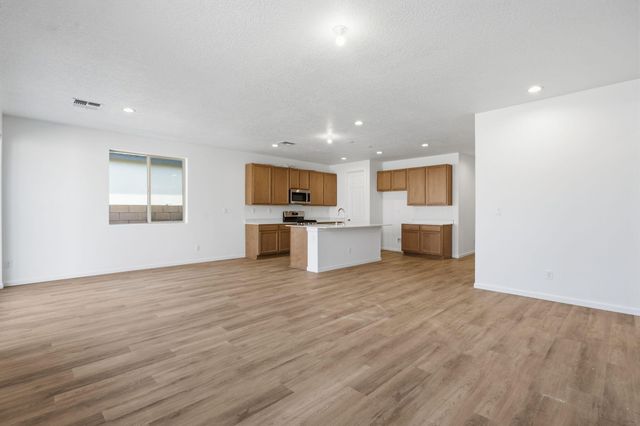 2525 Seaforth Circle NE, Rio Rancho, NM 87144