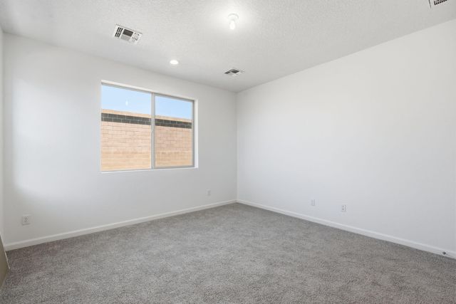 2525 Seaforth Circle NE, Rio Rancho, NM 87144