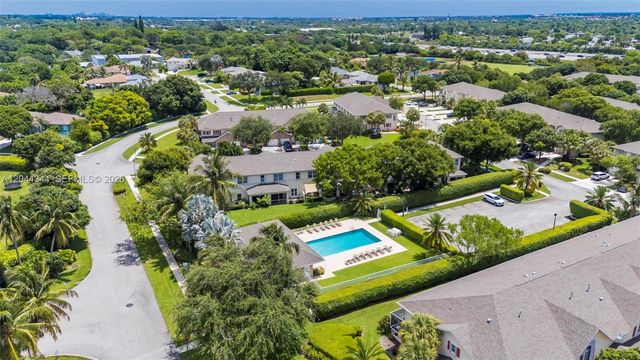 126 Spruce St, Boynton Beach, FL 33426