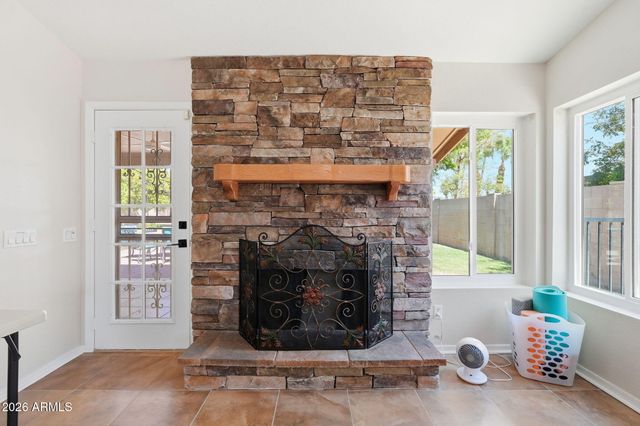 6418 W IRMA Lane, Glendale, AZ 85308