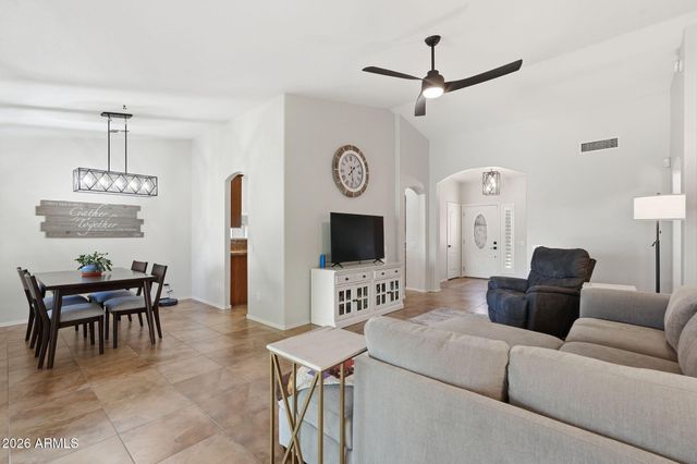 6418 W IRMA Lane, Glendale, AZ 85308