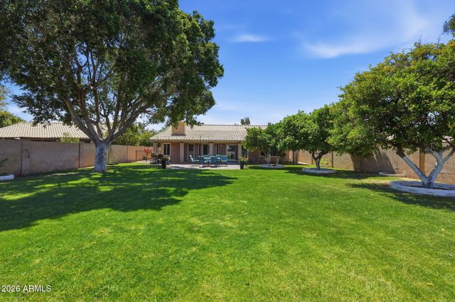 6418 W IRMA Lane, Glendale, AZ 85308