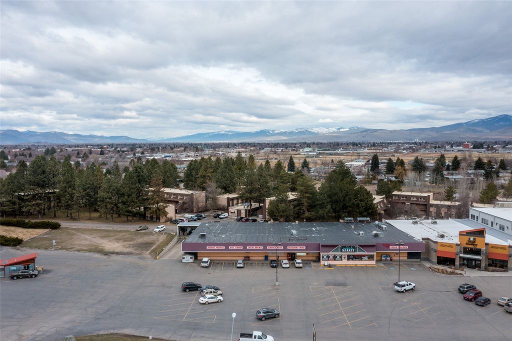 704 SW Higgins Ave, Missoula, MT 59803 photo 11