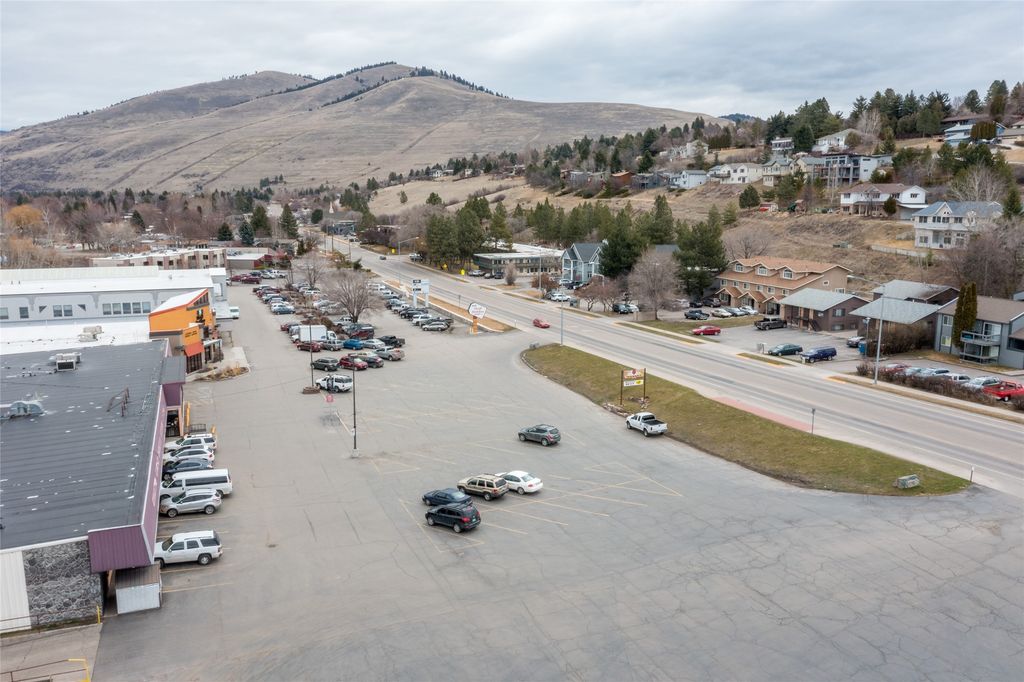 704 SW Higgins Ave, Missoula, MT 59803 photo 20