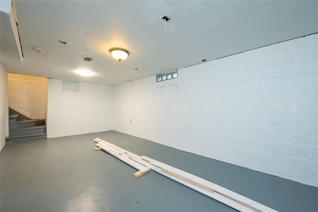 2609 Adams Avenue, Des Moines, IA 50310