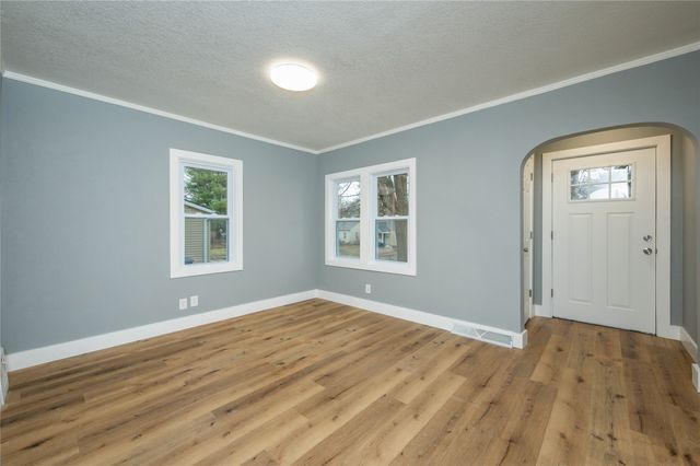 2609 Adams Avenue, Des Moines, IA 50310