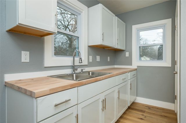 2609 Adams Avenue, Des Moines, IA 50310